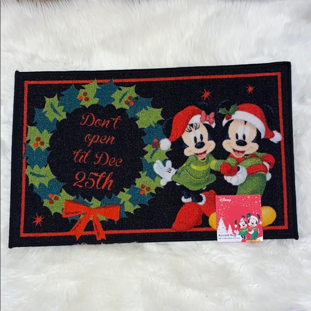 Accent Rug - Picture 1 of 1